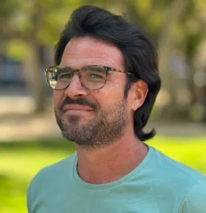 Carlos espinosa centro de ayuda adyton